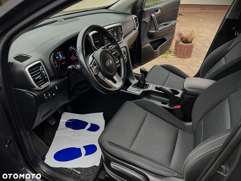 Kia Sportage 1.6 GDI Black Edition 2WD - 28