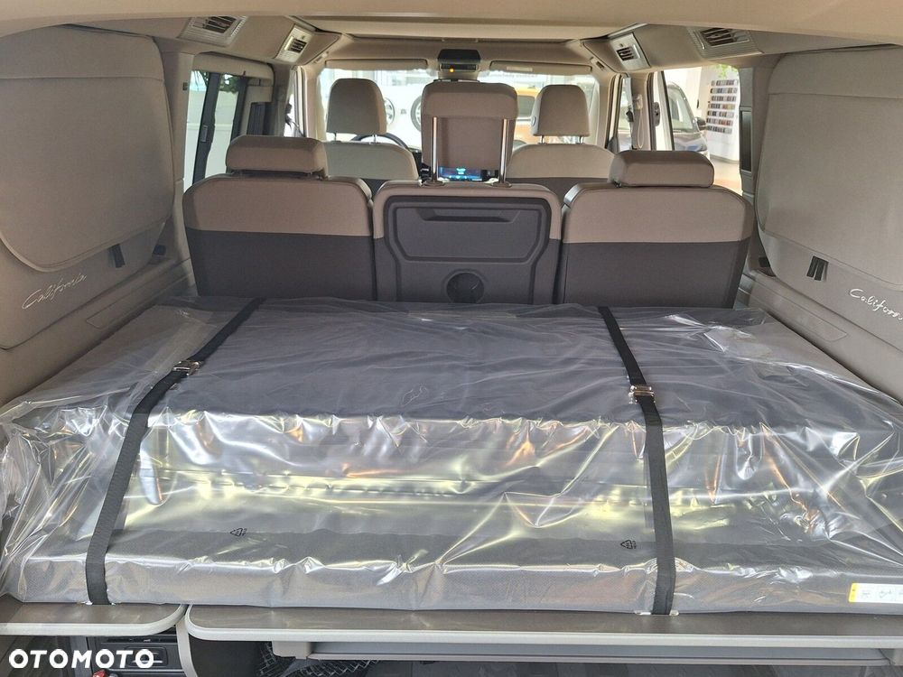 Volkswagen California - 14