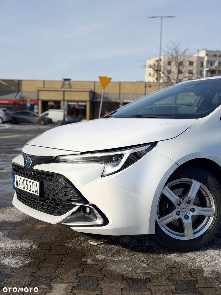 Toyota Corolla 1.8 Hybrid Executive - 3