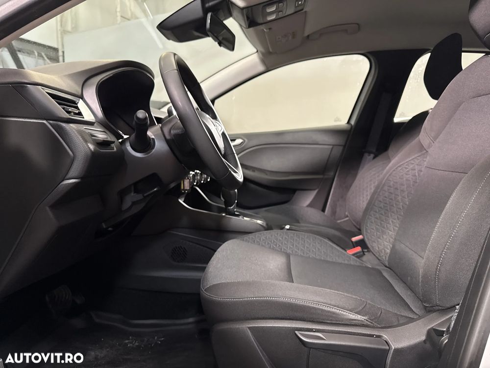 Renault Clio - 22
