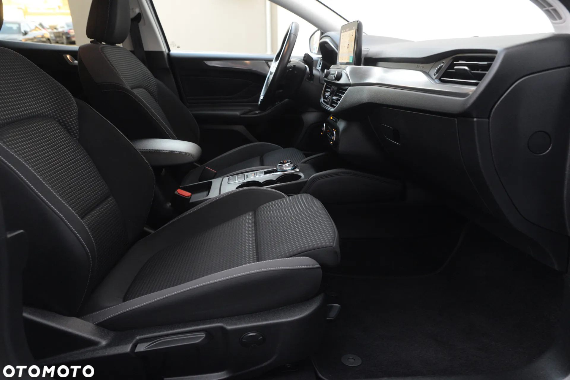 Ford Focus 1.5 EcoBlue Titanium Business - 38