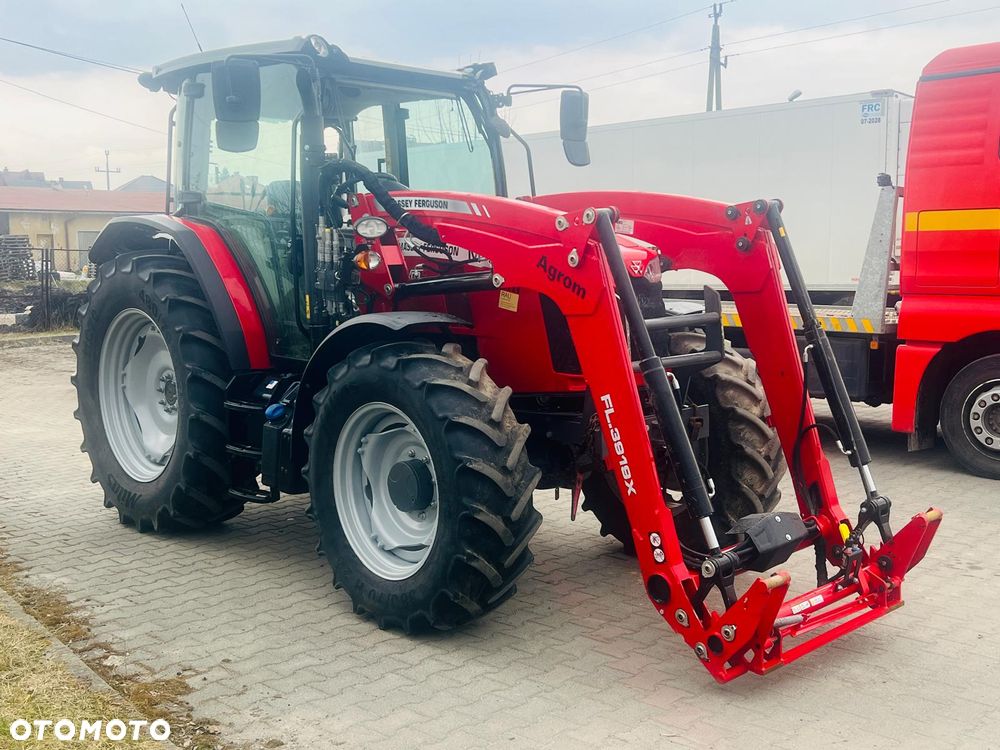 Massey Ferguson 5711 M Dyna4 - 2