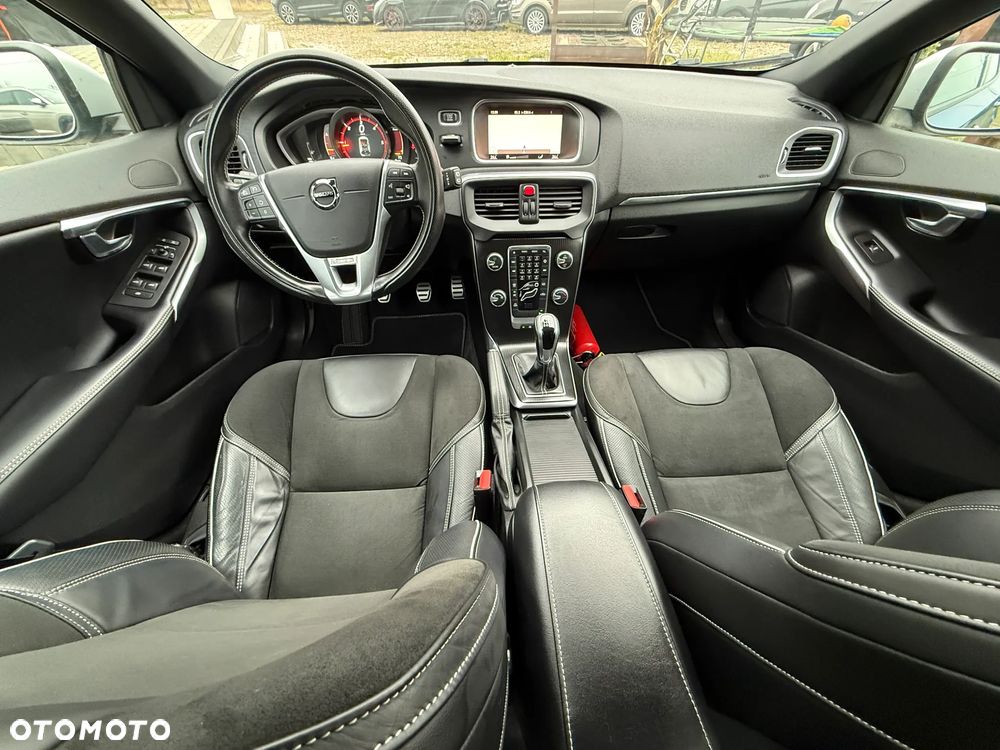 Volvo V40 D2 RDesign - 28