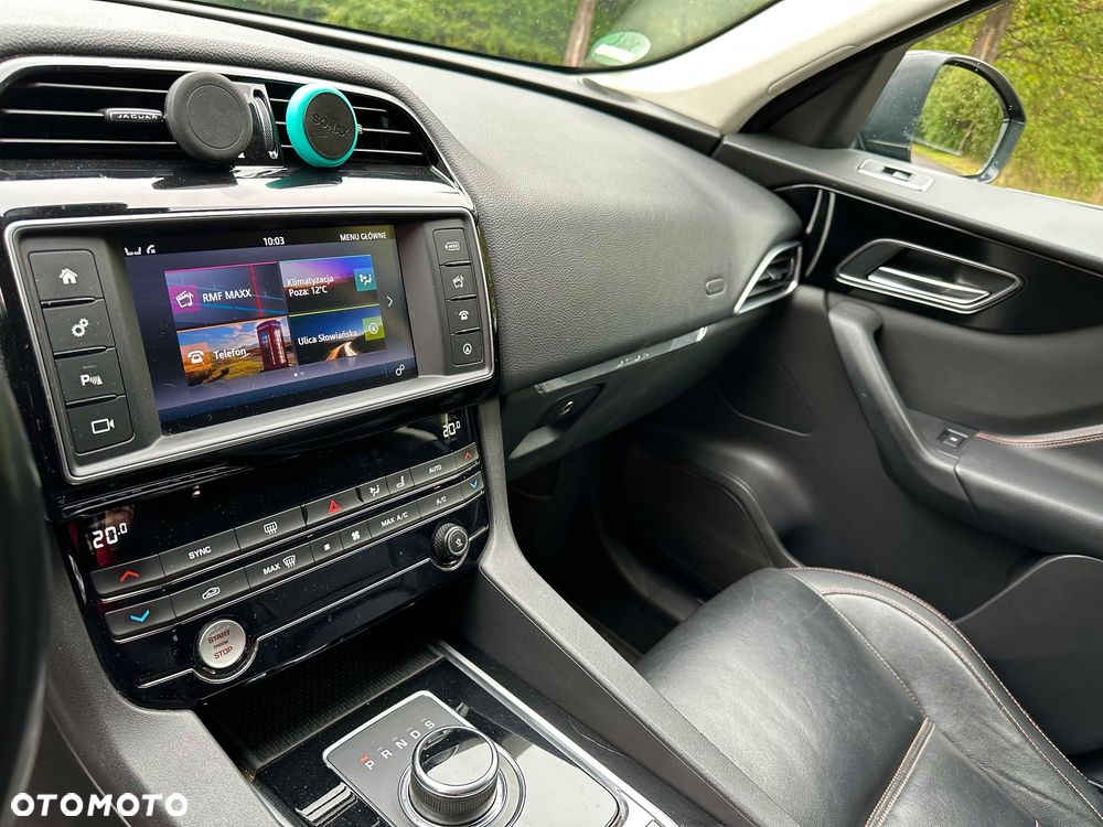 Jaguar F-Pace 2.0 i4D AWD Prestige - 26