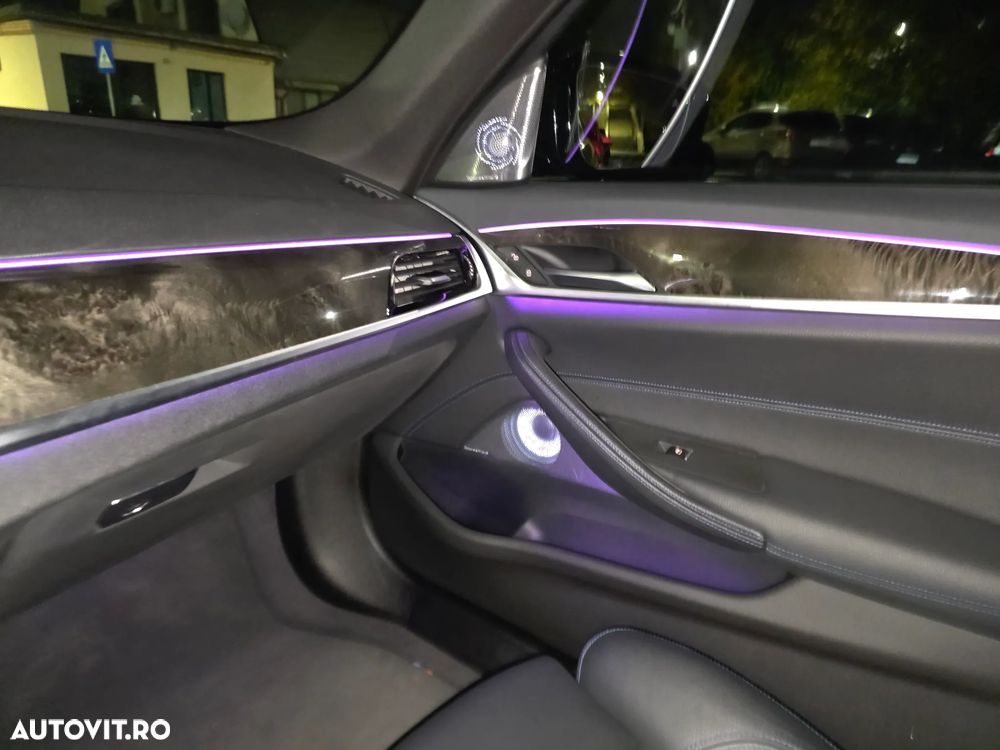 BMW Seria 5 530e Aut. M Sport Edition - 34