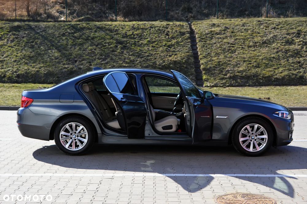 BMW Seria 5 520d xDrive Luxury Line - 27