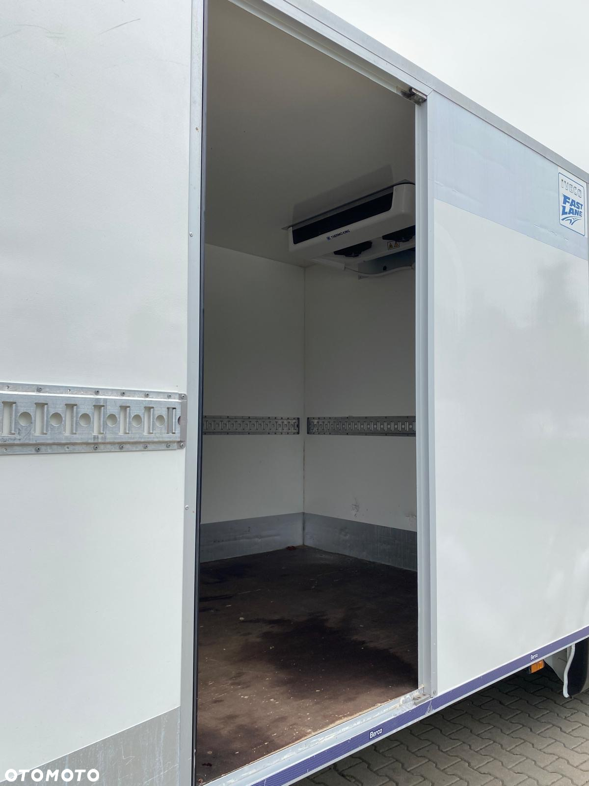 Iveco DAILY 36-160 HI-MATIC CHŁODNIA THERMO KING V300 WINDA ZEPRO - 24