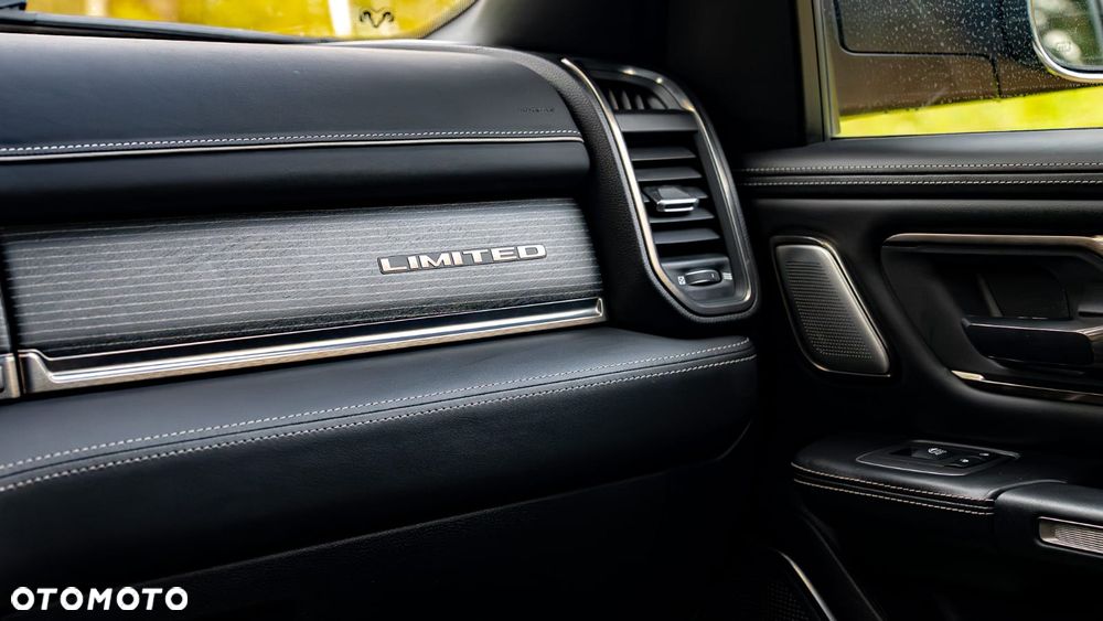 RAM 1500 5.7 Crew Cab Limited - 21