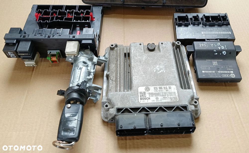 Touran I zestaw startowy 2,0TDI manual Volkswagen