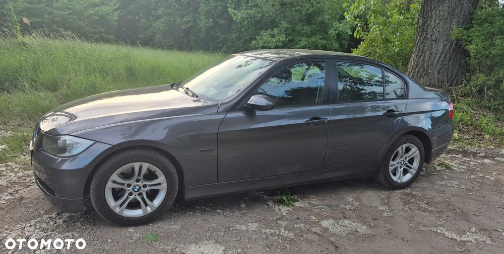 BMW Seria 3 318i - 2