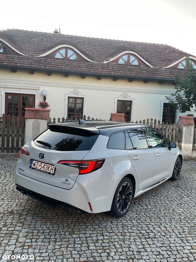 Toyota Corolla 2.0 Hybrid GR Sport - 8