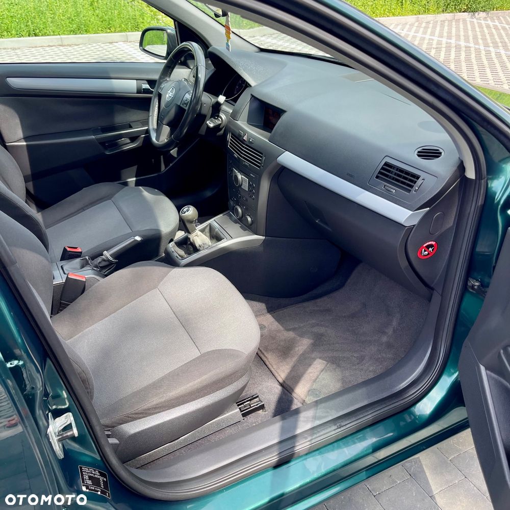 Opel Astra 1.8 Edition Plus - 21
