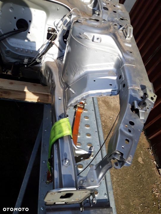 MAZDA 3 2013-18 Lewa ĆWIARTKA fartuch podłużnica - 4