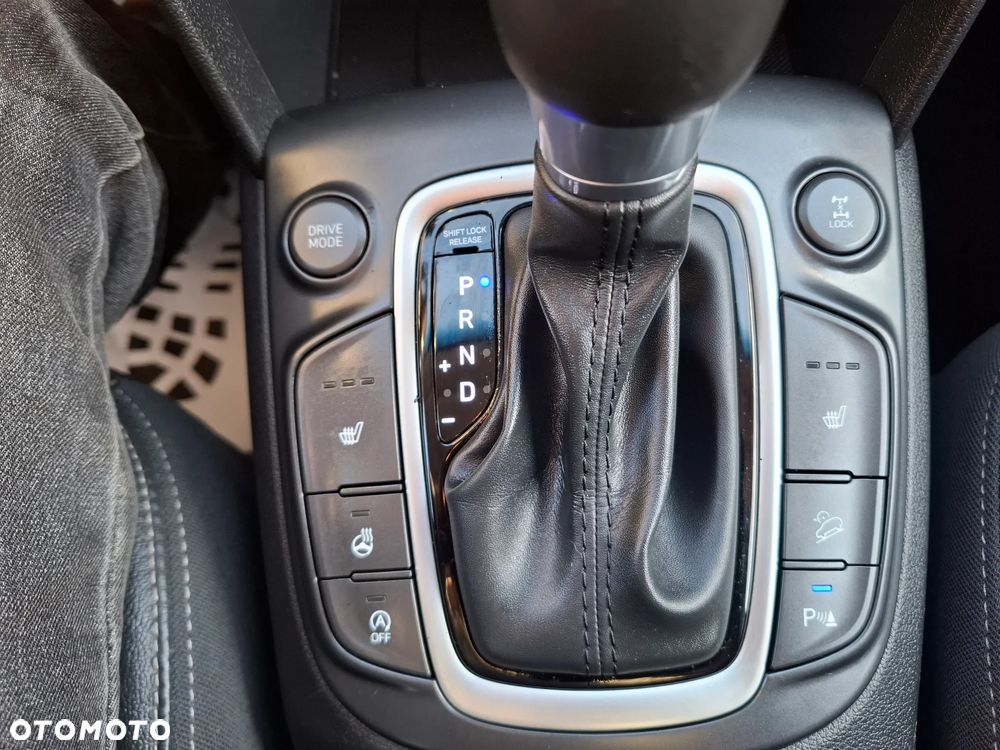 Hyundai Kona 1.6 T-GDI DCT 4WD Premium - 23