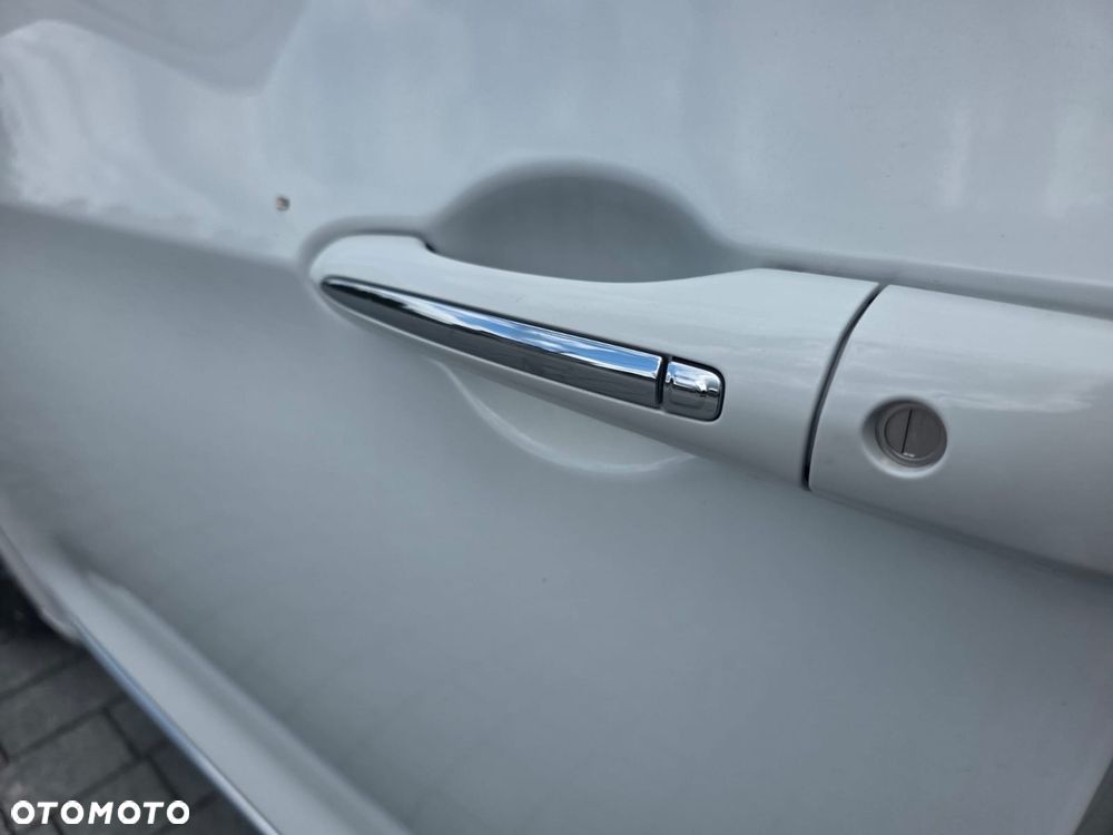Chrysler Pacifica - 15
