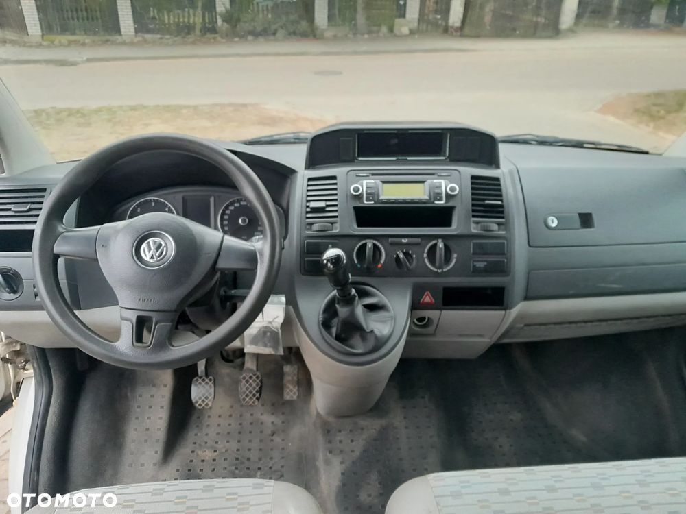 Volkswagen T 5 - 13