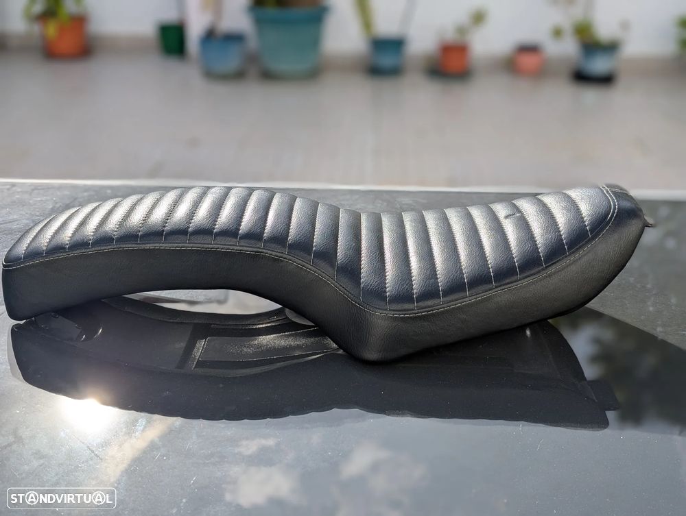 Harley-Davidson 883 - 11