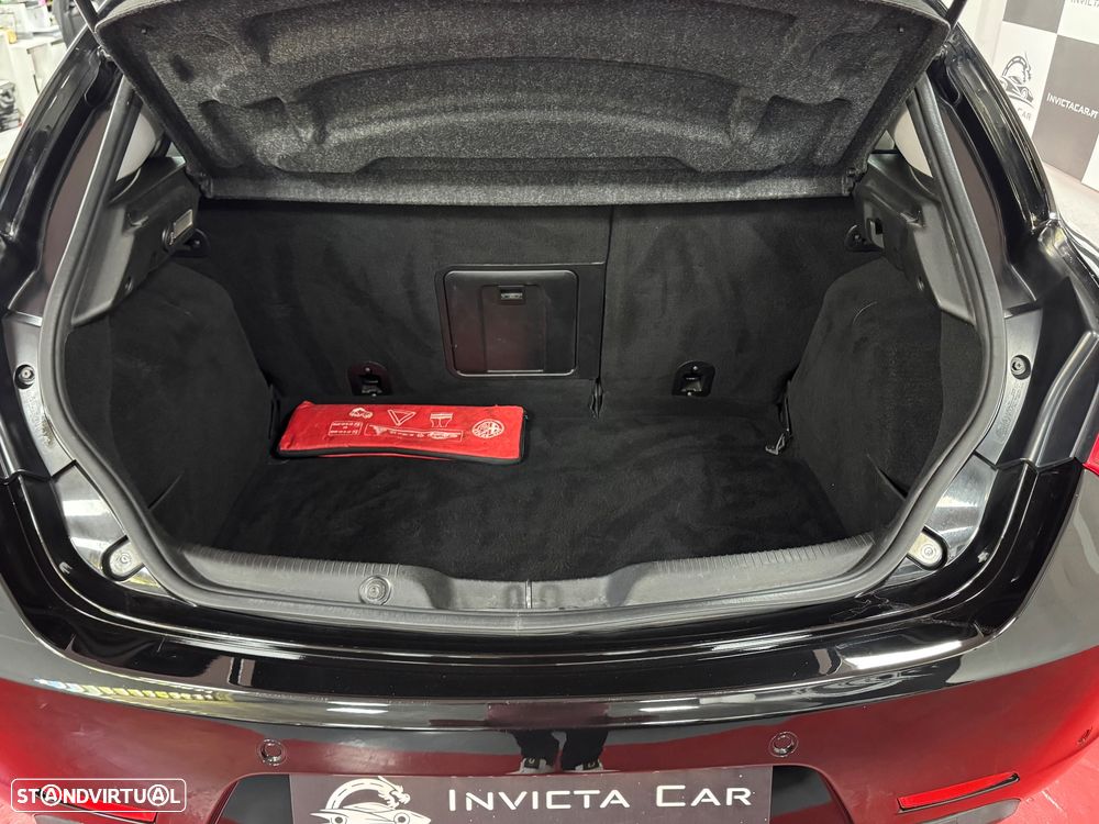 Alfa Romeo Giulietta 1.6 JTDM Distinctive - 14