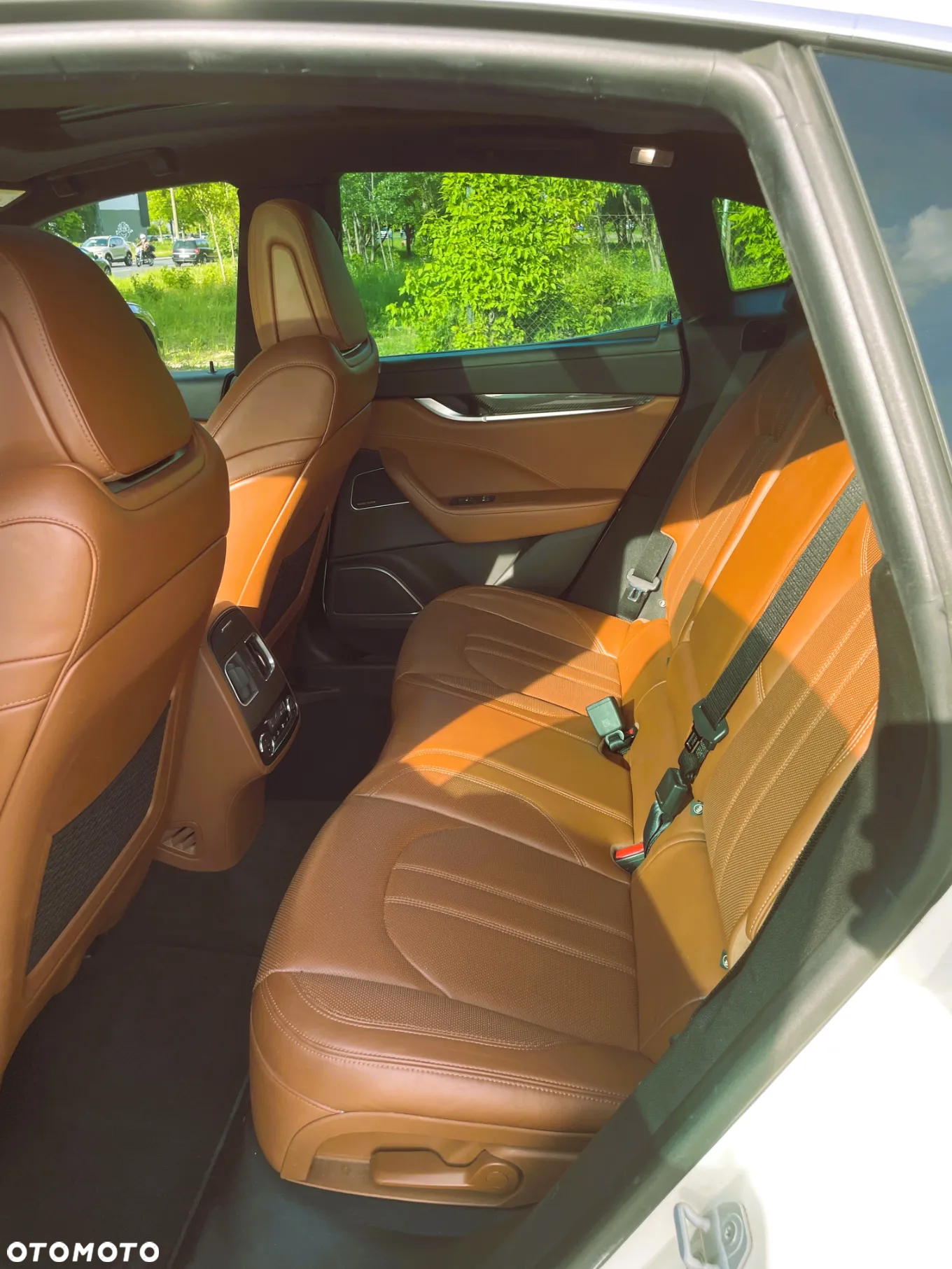 Maserati Levante - 12