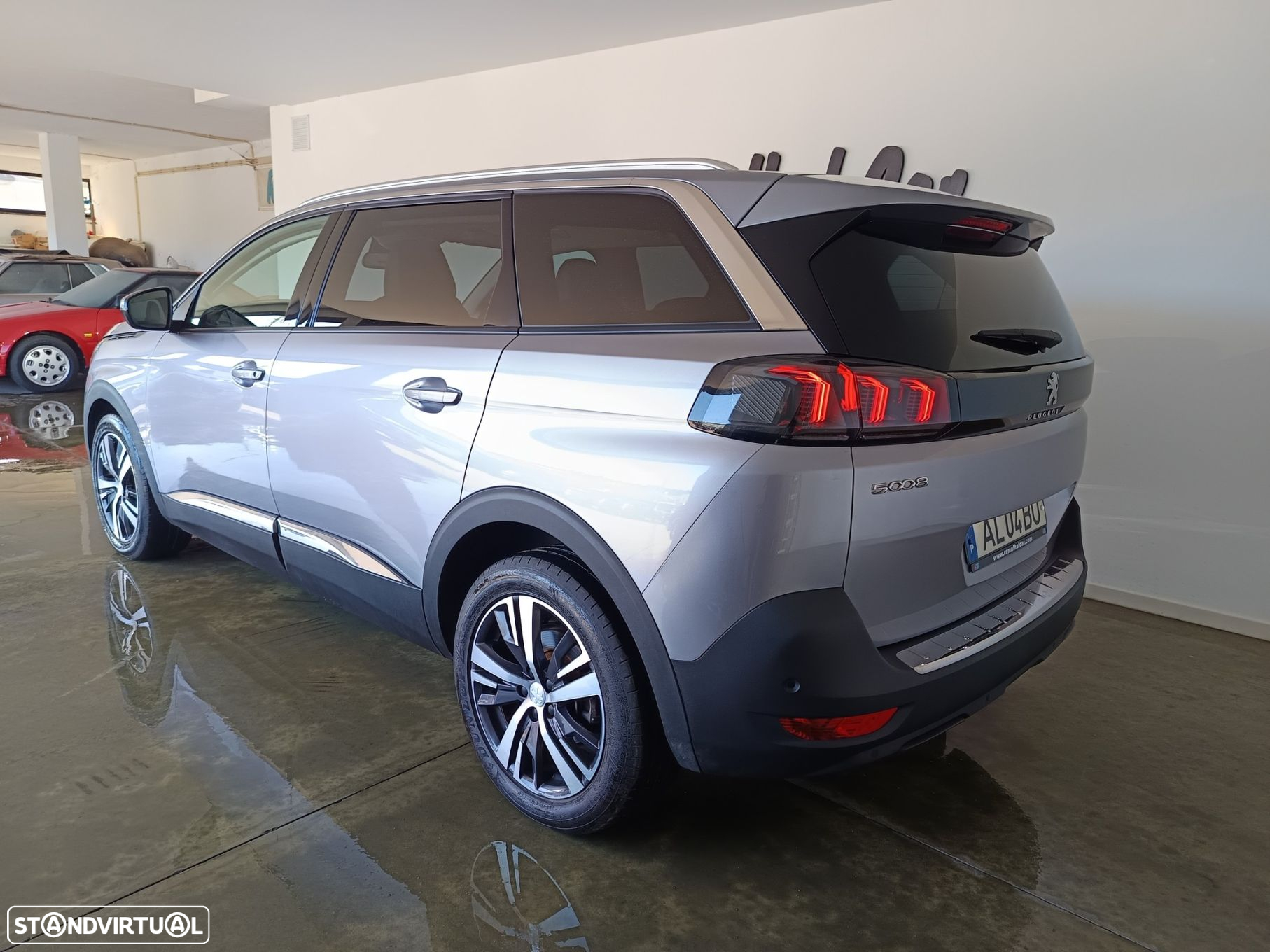 Peugeot 5008 1.5 BlueHDi Allure Pack EAT8 - 6