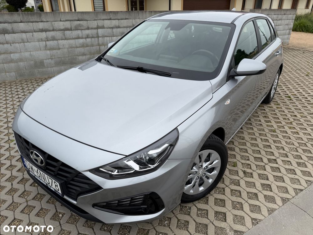 Hyundai i30 1.5 DPI Classic + - 9