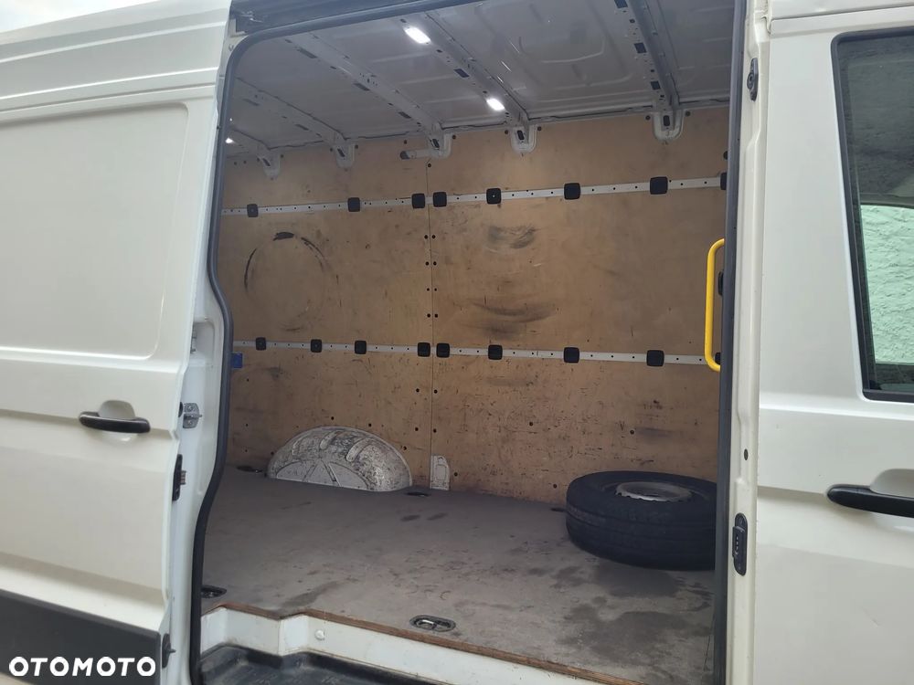 Volkswagen Crafter - 29