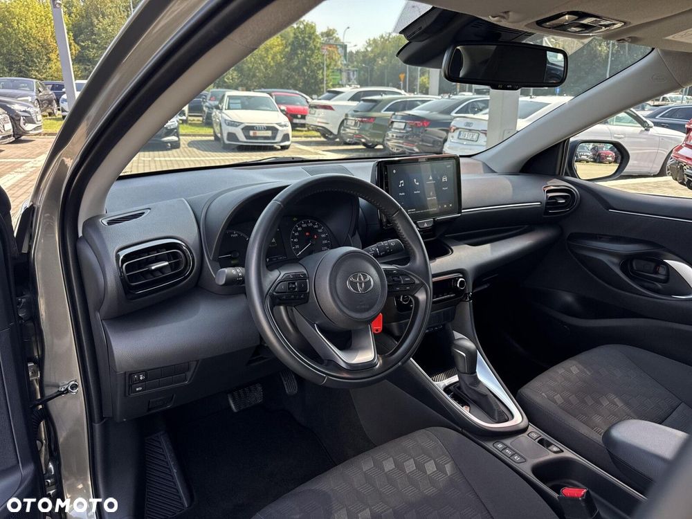 Toyota Yaris - 9