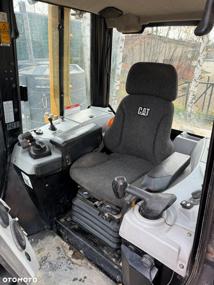 Caterpillar D6N LPG - 9