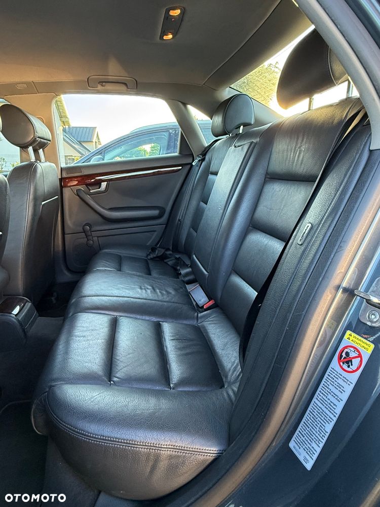 Audi A4 Limousine - 7