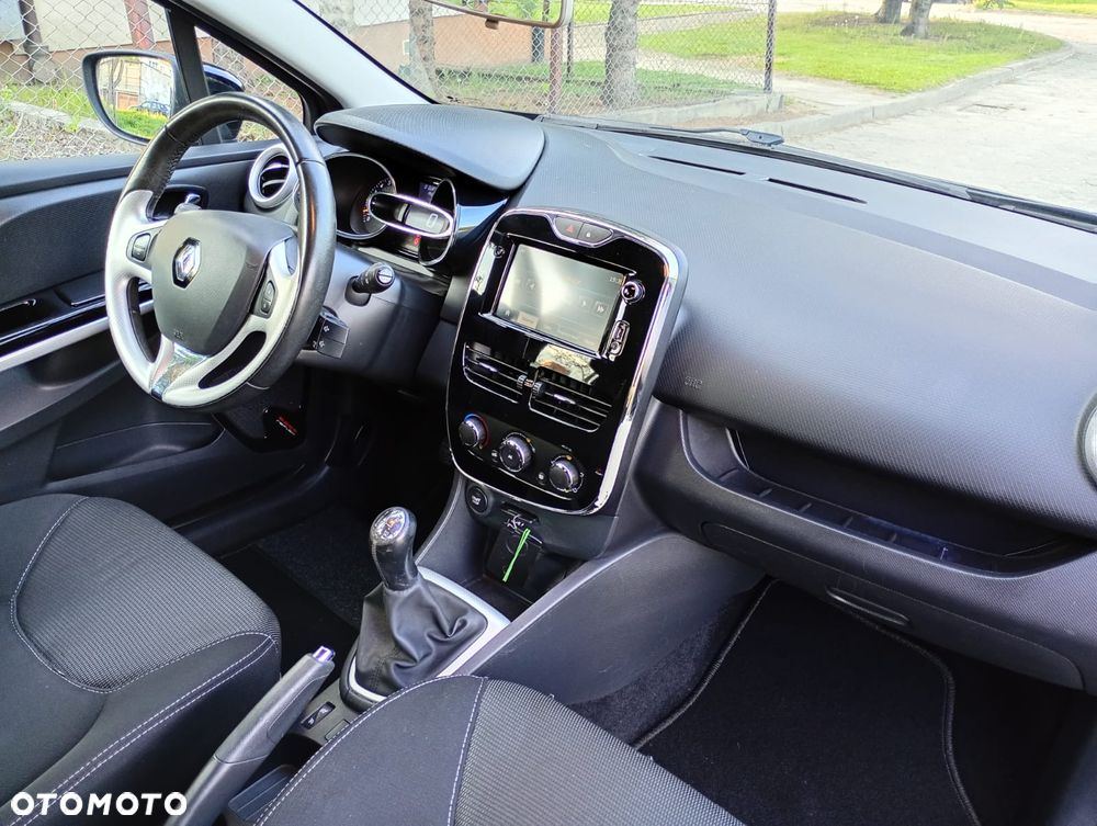Renault Clio - 6