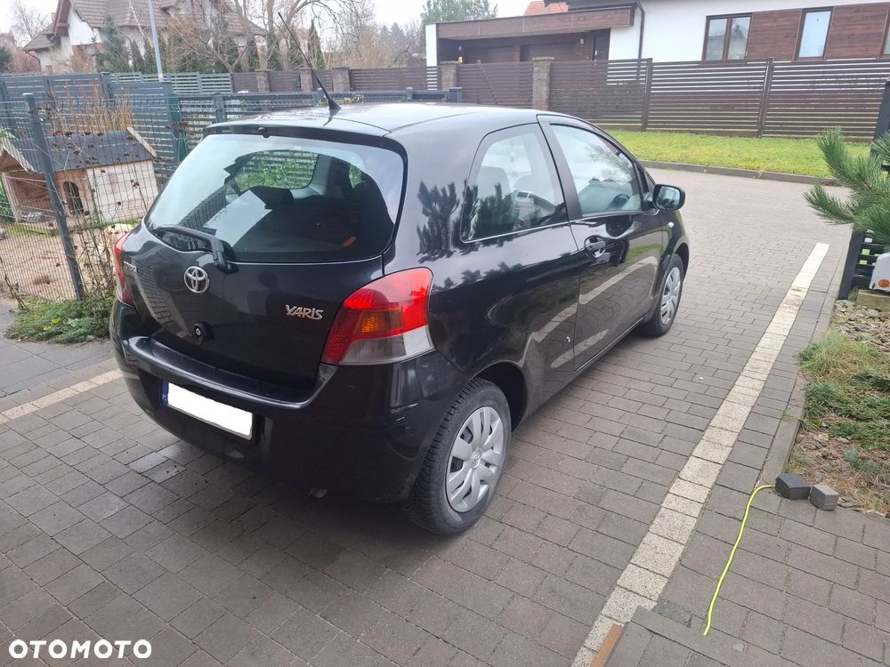 Toyota Yaris - 3