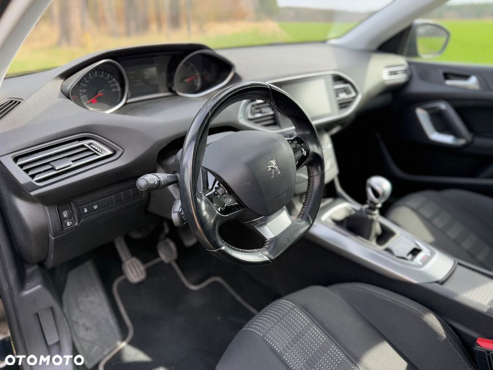 Peugeot 308 2.0 HDi Allure - 14