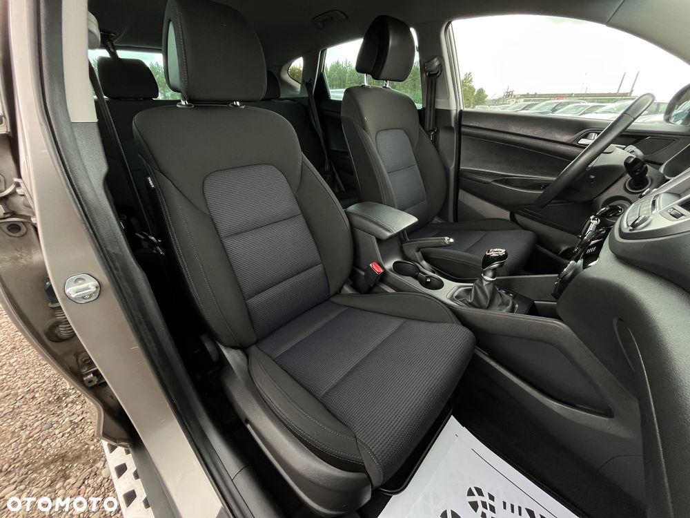 Hyundai Tucson 2.0 CRDi 2WD Trend - 24