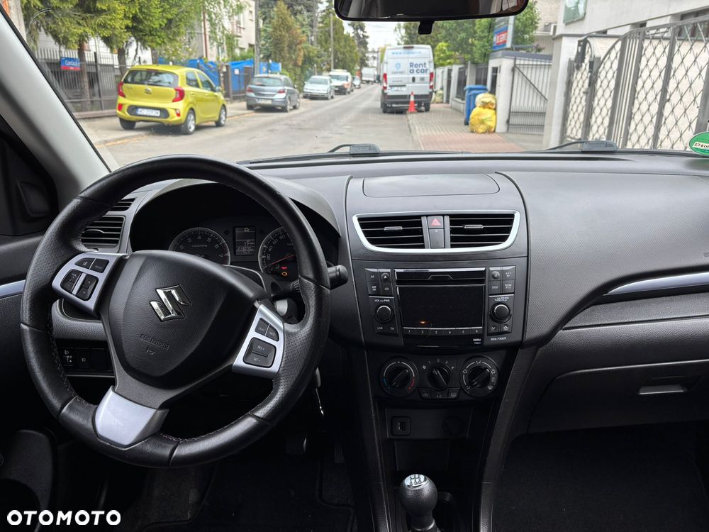 Suzuki Swift 1.2 Dualjet Allgrip Comfort - 9