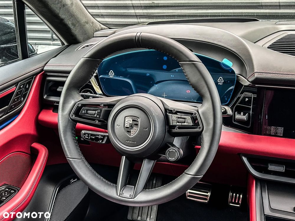 Porsche Macan Turbo 100kWh - 16