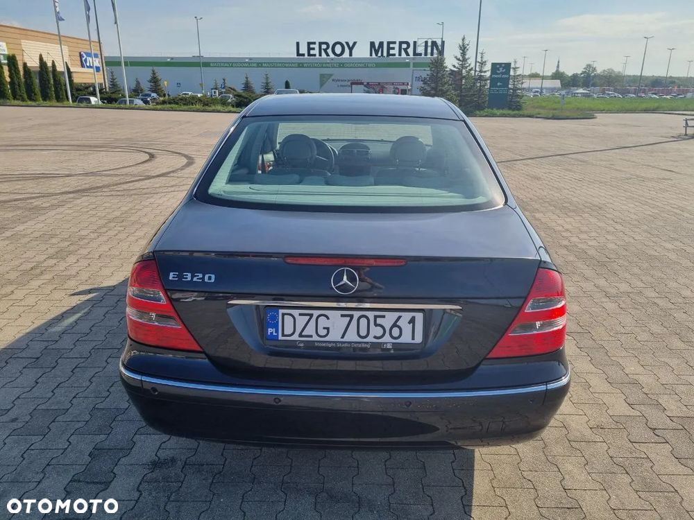 Mercedes-Benz Klasa E 320 Elegance - 5