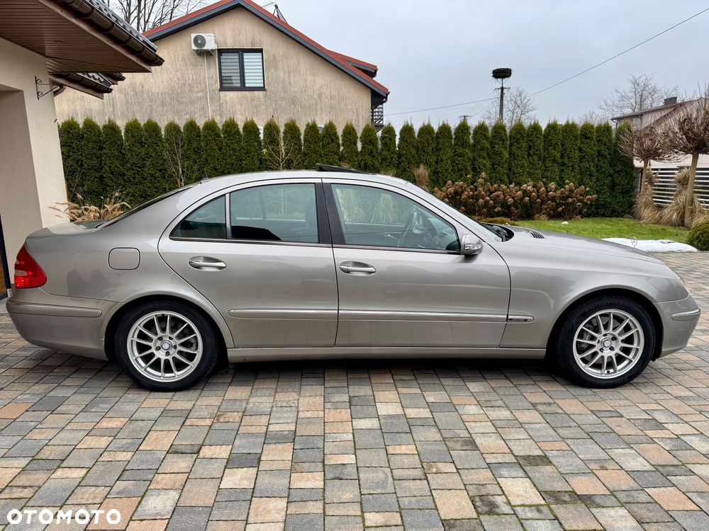 Mercedes-Benz Klasa E 350 Elegance Sport Edition - 6