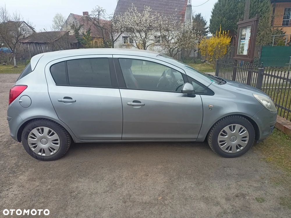 Opel Corsa - 3
