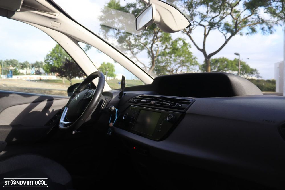 Citroën Grand C4 Spacetourer - 22