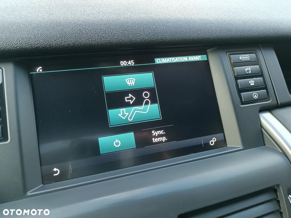 Land Rover Discovery Sport TD4 HSE Luxury - 38