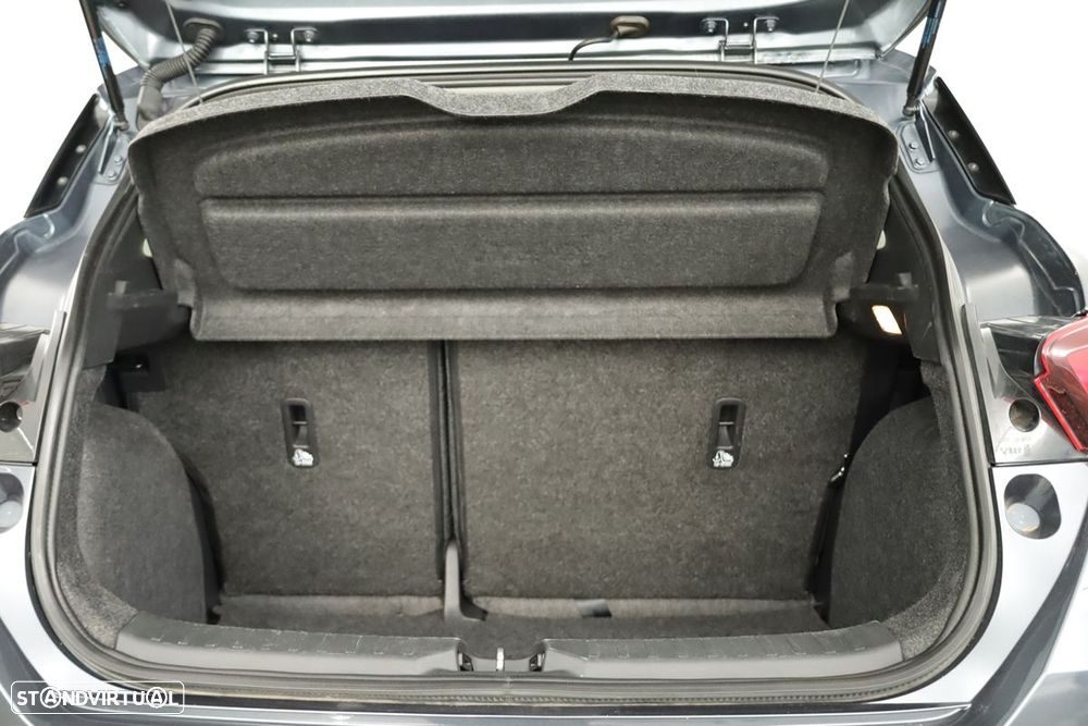 Nissan Micra 1.0 IG-T N-Design Black CVT - 20