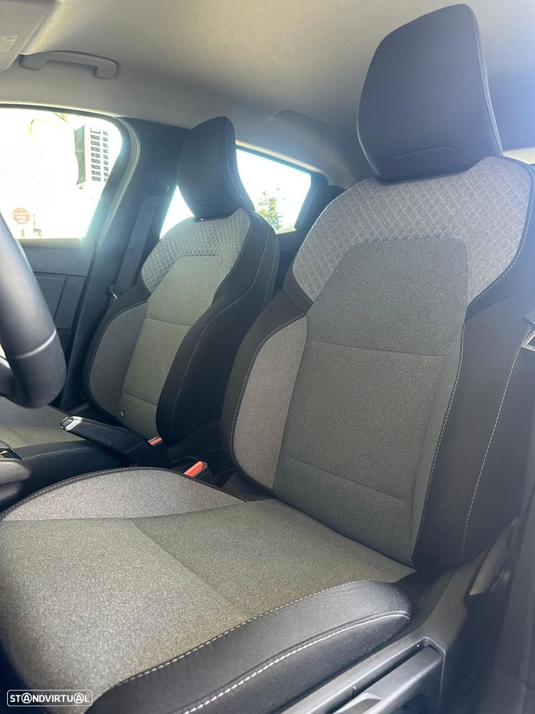 Renault Clio 1.0 TCe Techno - 22