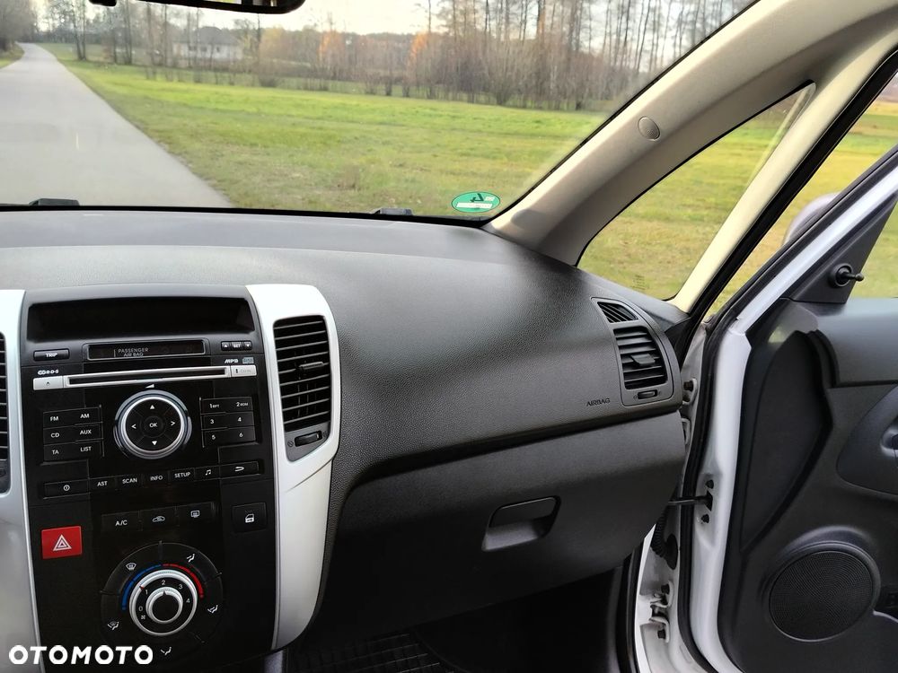 Kia Venga 1.4 CVVT Business Line - 20