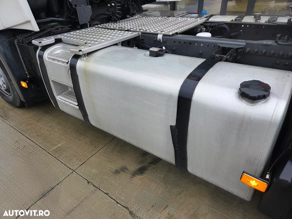 Volvo FH500, 2019, 640.248km, Automata, 2 rezervoare 1.175l, FRIGIDER, AER CONDITIONAT STATIONARE, balon puntea fata, aeropachet, rulata doar in GERMANIA, Carte identitate RAR, posibilitate leasing 3 ani-PROMOTIE 38.900 EUR+Tva - 15