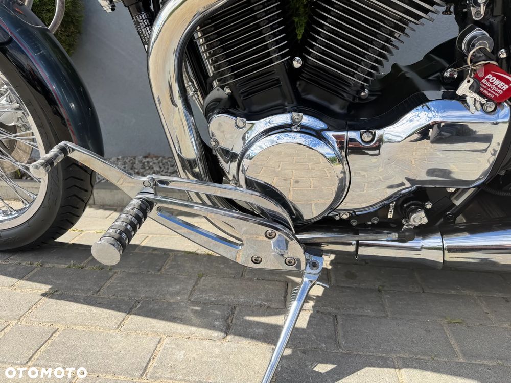 Suzuki Intruder - 30