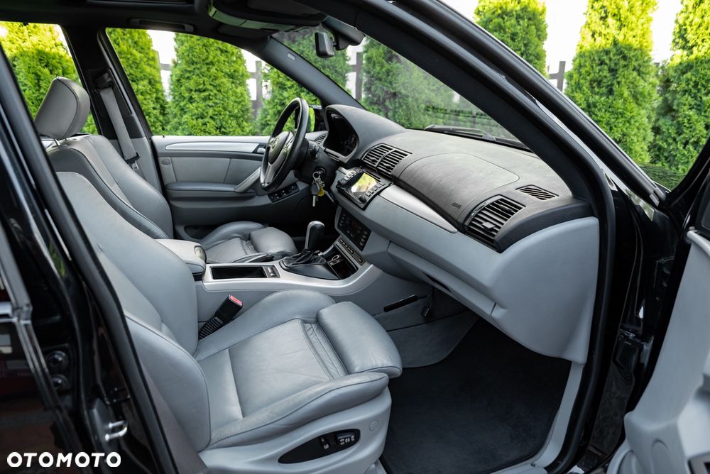 BMW X5 3.0 i - 25