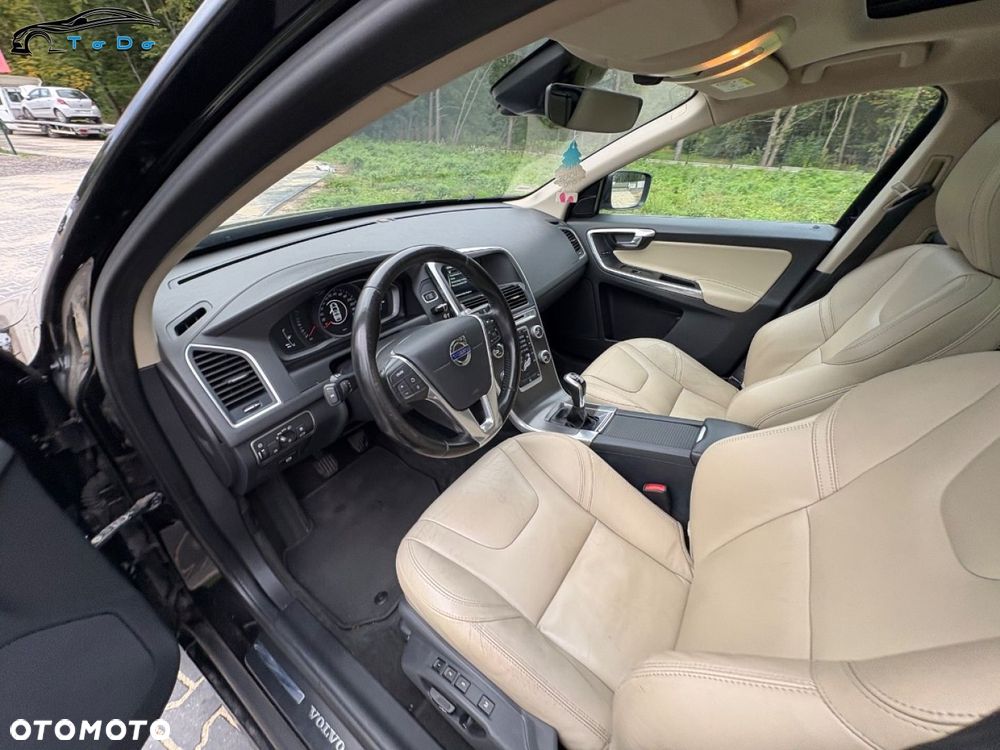 Volvo XC 60 D3 Momentum - 14