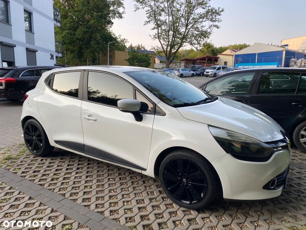 Renault Clio - 10