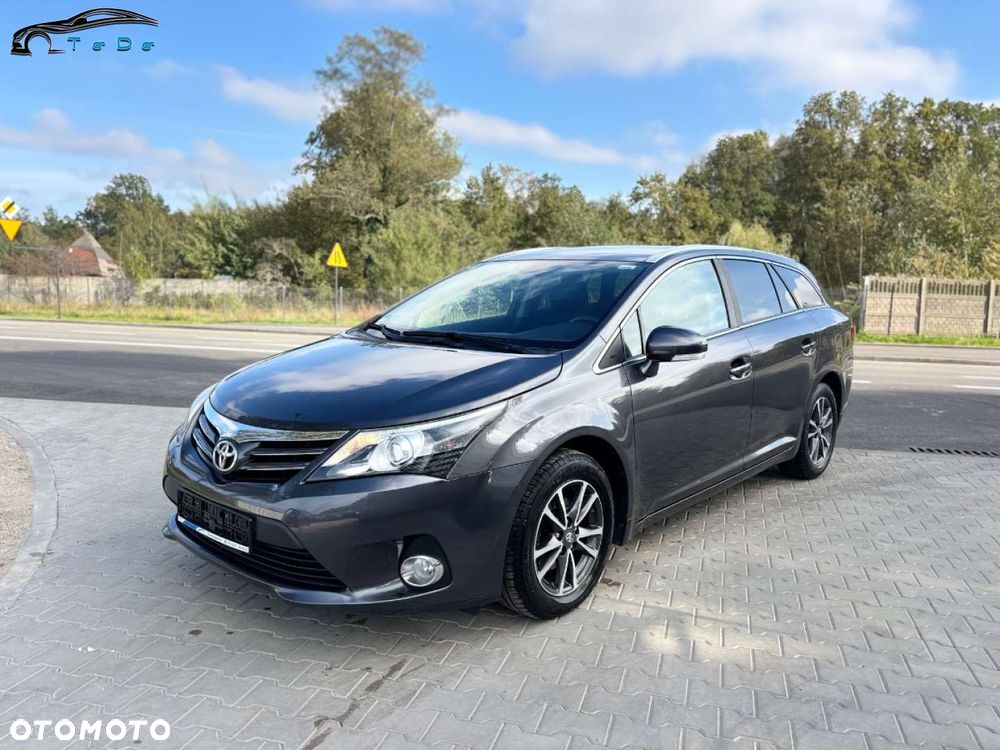 Toyota Avensis 2.0 D-4D Premium - 10