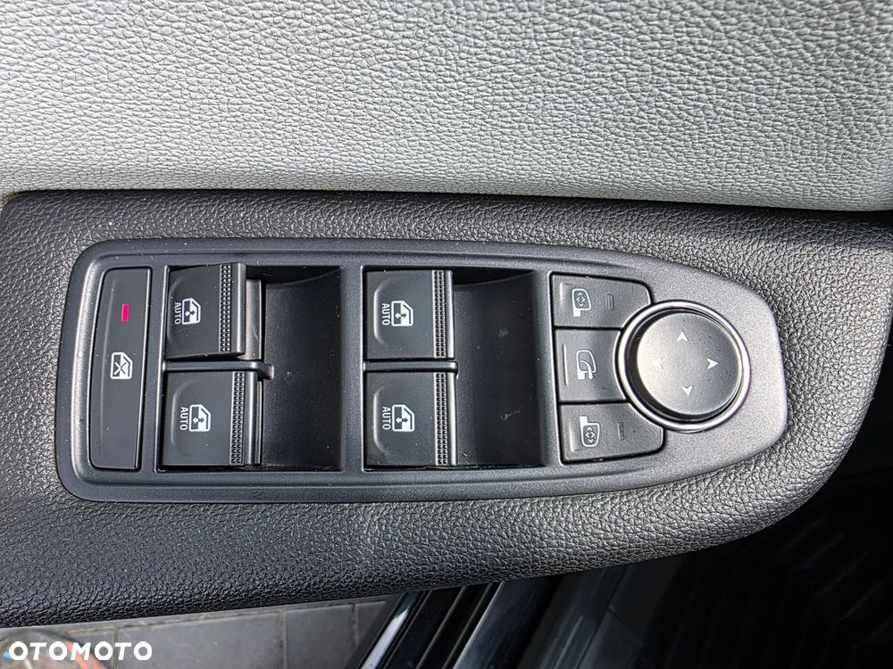 Renault Clio - 14